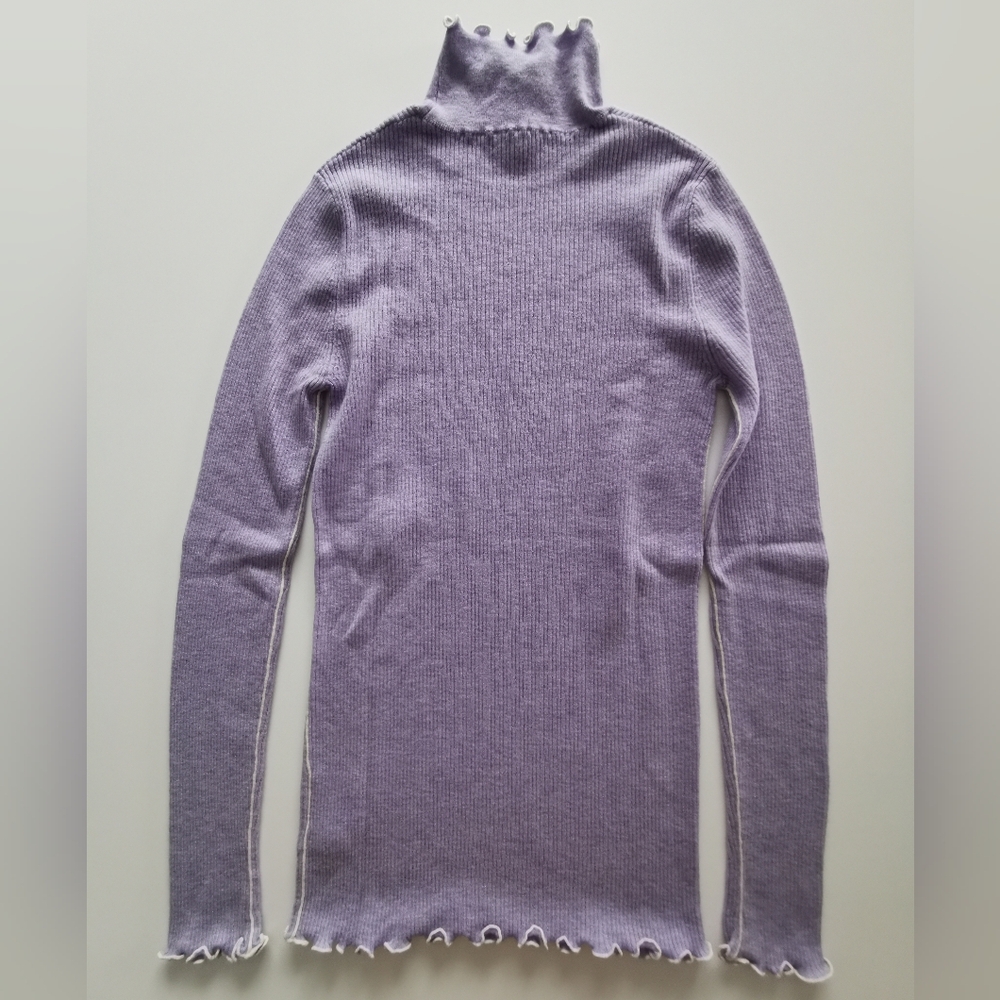 100% Wool Simple Retro Lavender Purple Frilly Edge Detail Turtleneck Sweater